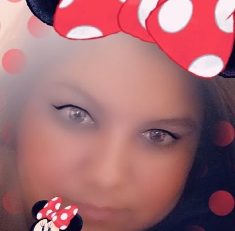 Meet your Posher, Desiree